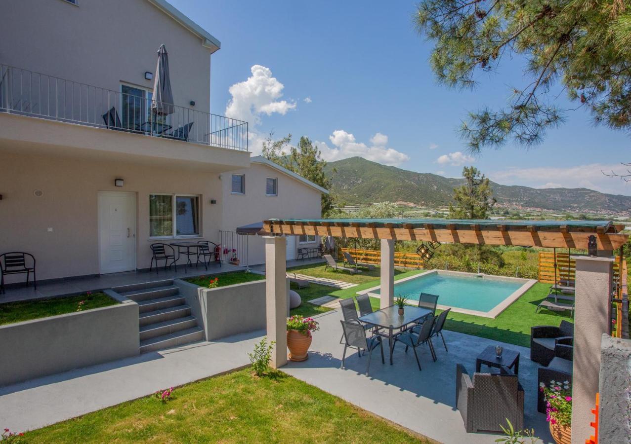 Privileged Villa Nea Peramos  Exterior photo